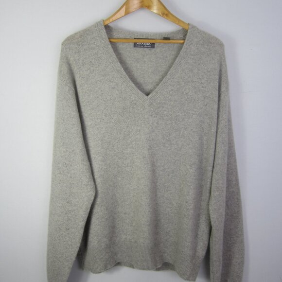 Lord & Taylor Men XL Light Heather Gray 100% 2 Ply Cashmere V Neck Sweater - Picture 6 of 8